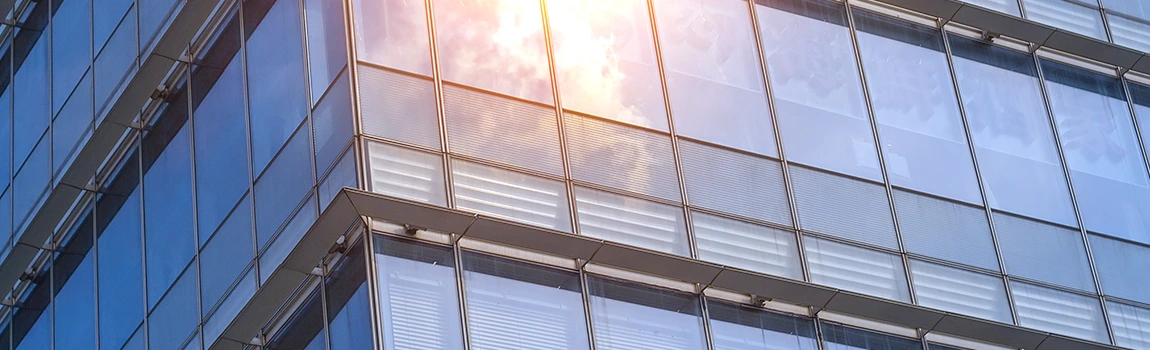 UV-Resistant Glass Experts in Meadow Woods, FL